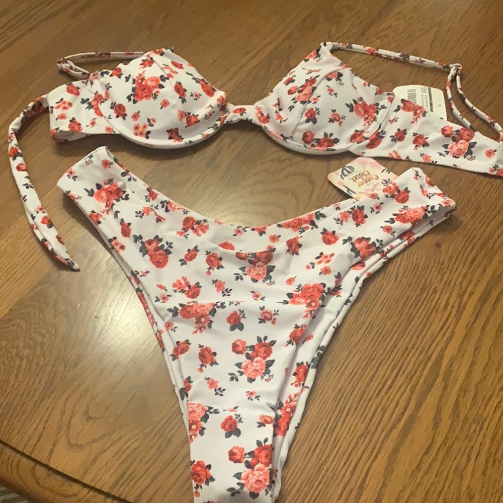 Copper closet rose bikini